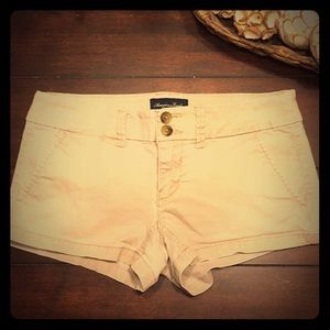 💞A&E khaki shorts💞
